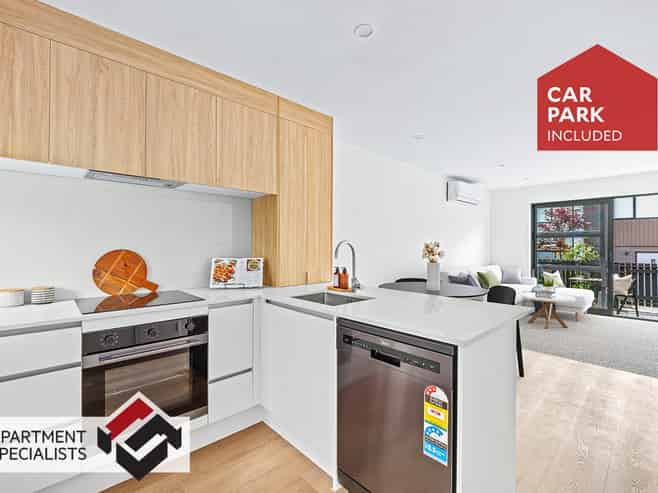 476 West Coast Road, Glen Eden
