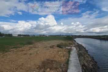 LARGE COMMERCIAL LOT - Fantasy Island