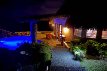 VILLAS, OR LUXURIOUS HOLIDAY HOME IN SAVUSAVU