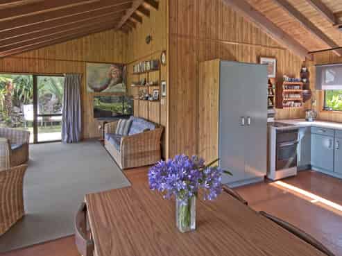 4 Rosalie Bay Road, Great Barrier Island (Aotea Island)