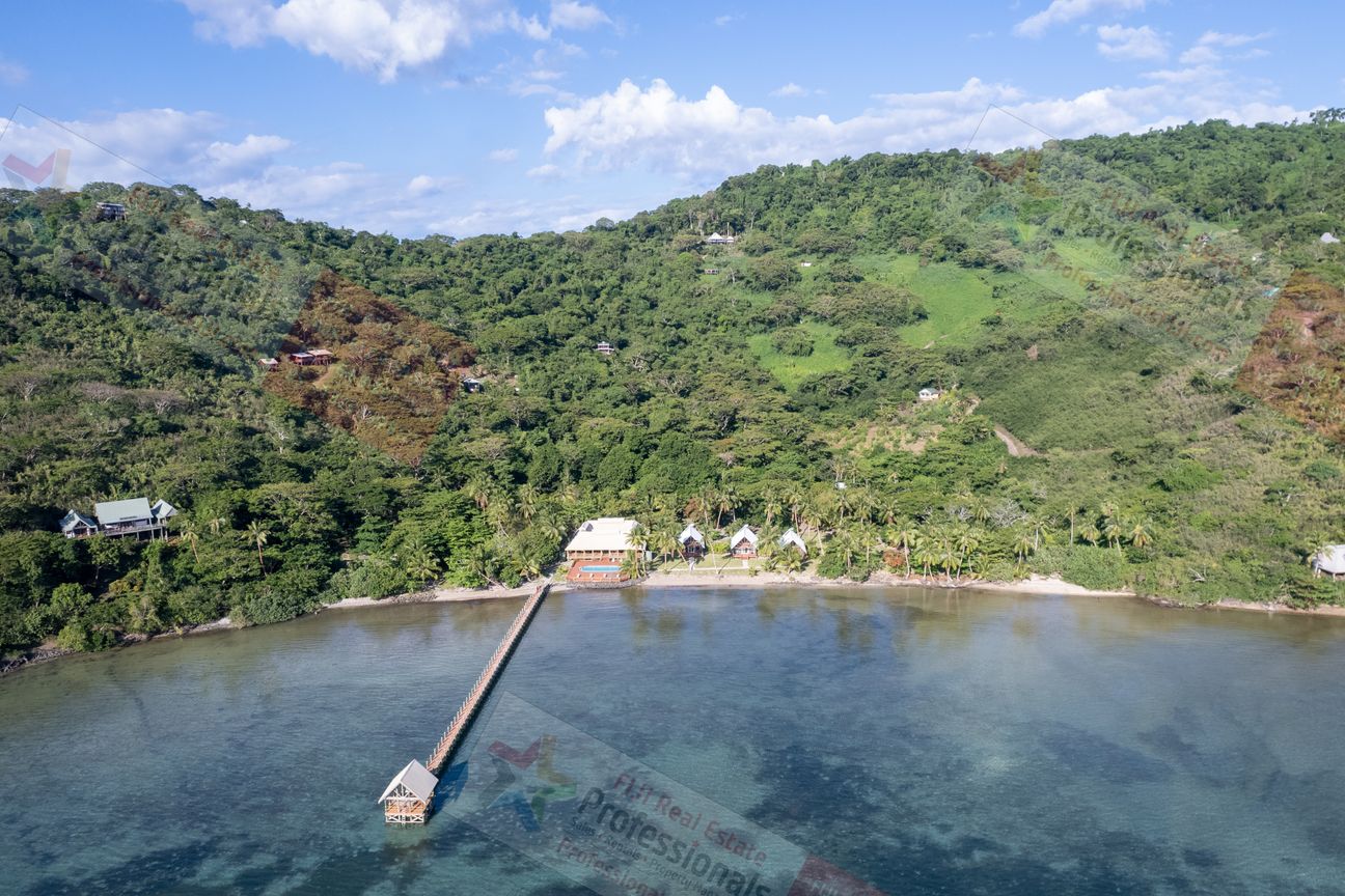 ATTENTION BUILDERS - LAND ON KORO ISLAND - View 3