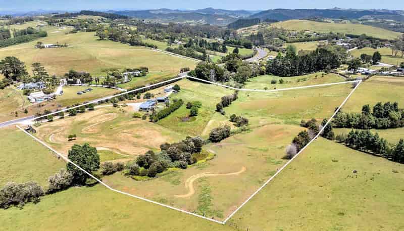 2668 State Highway 10, Mangonui