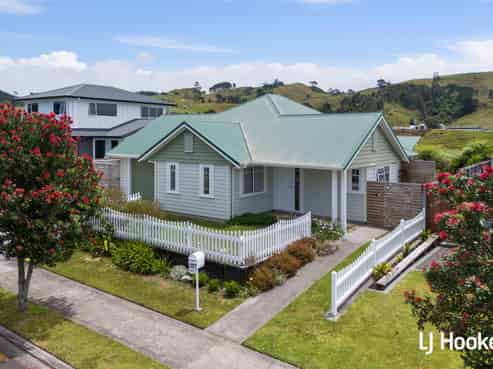 50 Ocean Breeze Drive, Waihi Beach