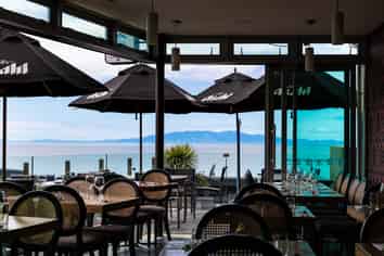  Secure and High Profile Restaurant  Business - Red Crab