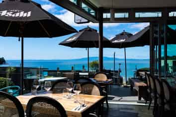  Secure and High Profile Restaurant  Business - Red Crab