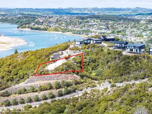 33 Surf Road, Mangawhai Heads