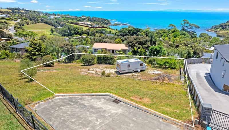25 Nancy Wake Place, Cable Bay