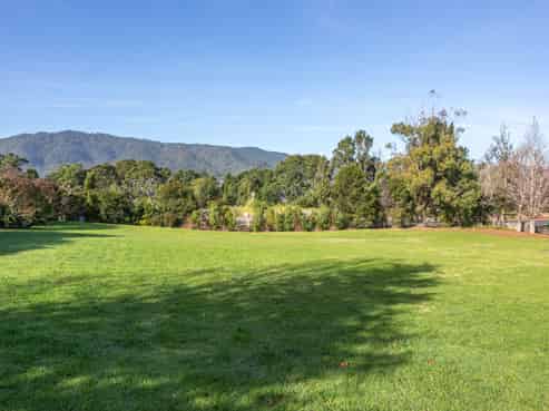 2 Aldermen Lane, Tairua