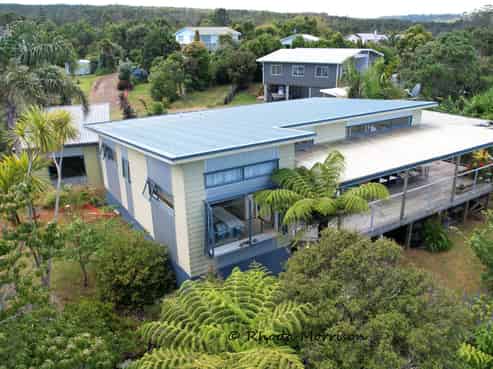 16 Mariner Cove Road, Tinopai