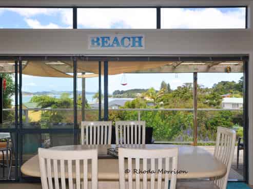 16 Mariner Cove Road, Tinopai
