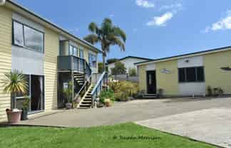 16 Mariner Cove Road, Tinopai