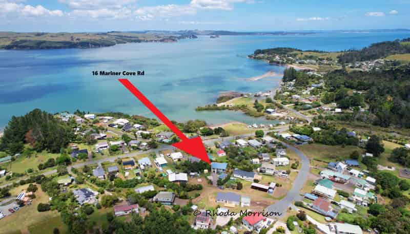 16 Mariner Cove Road, Tinopai