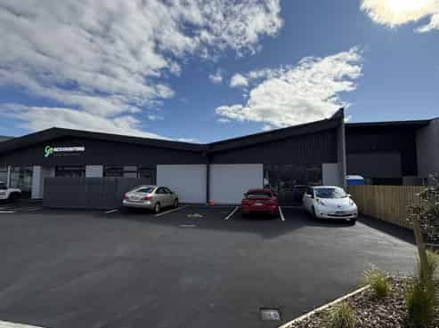 A-grade Richmond office - New build