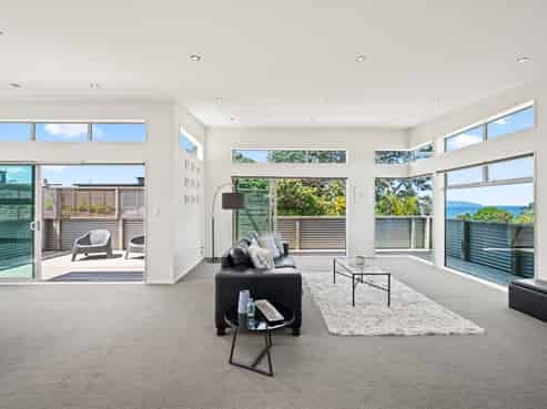 2 Waterman Drive, Langs Beach