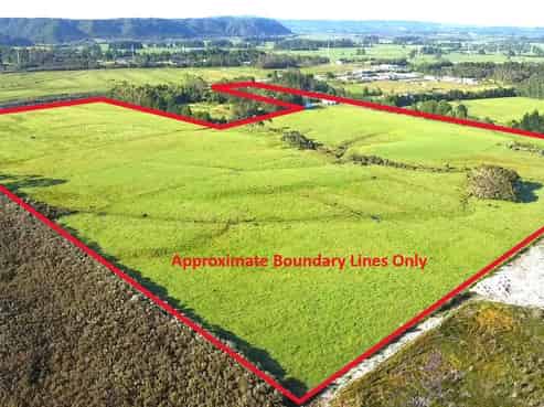 18 Beatons Road, Westport