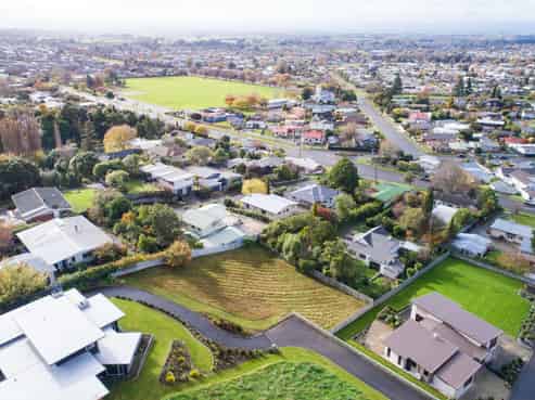 6 Debonair Court, Feilding