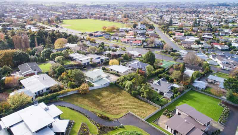 6 Debonair Court, Feilding