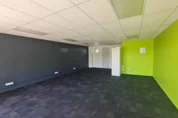 MODERN RETAIL/OFFICE WHANGAPOAROA

