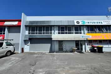 WORKSHOP AND OFFICE SPACE
