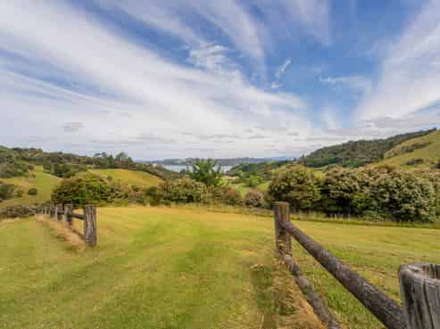 14 Tironui Place, Whitianga