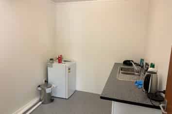 Central Basement Storage / Office / Workshop