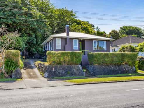 27 Seaview Road, Marfell