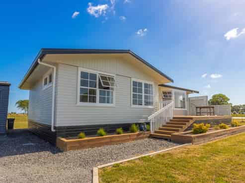 1480 State Highway 25, Pipiroa