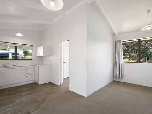 4a Roretana Drive, Athenree