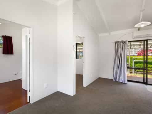 4a Roretana Drive, Athenree