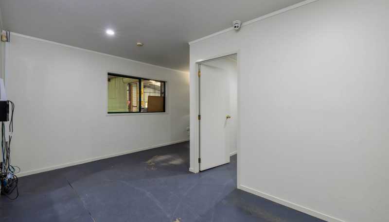 1640 State Highway 1, Awanui