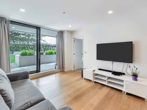 G03/10 Lion Place, Epsom