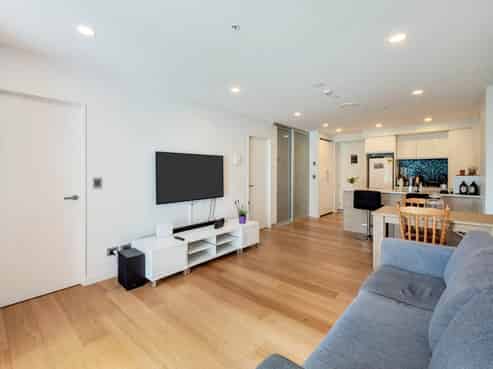 G03/10 Lion Place, Epsom