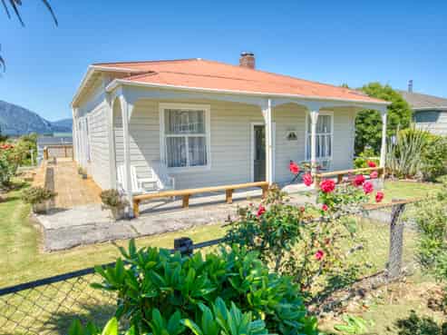 55 Ahau Street, Moana / Lake Brunner