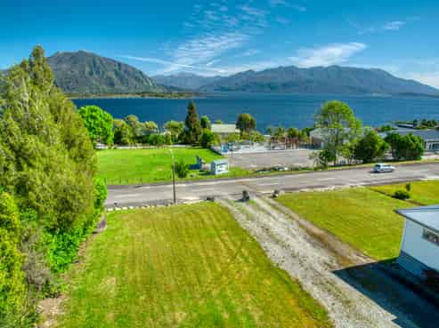 12 Ahau Street, Moana / Lake Brunner