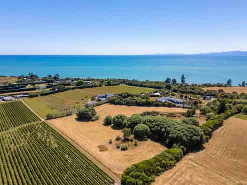 50  Cliff Road, Tasman