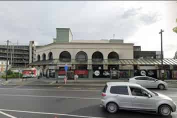 High-Exposure Retail Opportunity