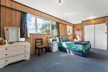 Auckland - Address withheld