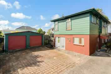 Auckland - Address withheld