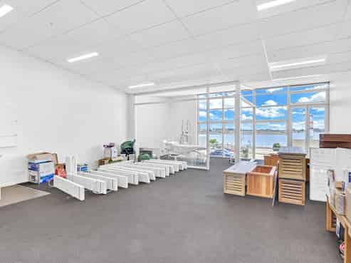 First floor office – Prime Ferrymead location