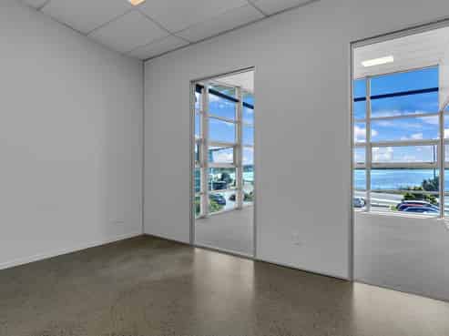 First floor office – Prime Ferrymead location