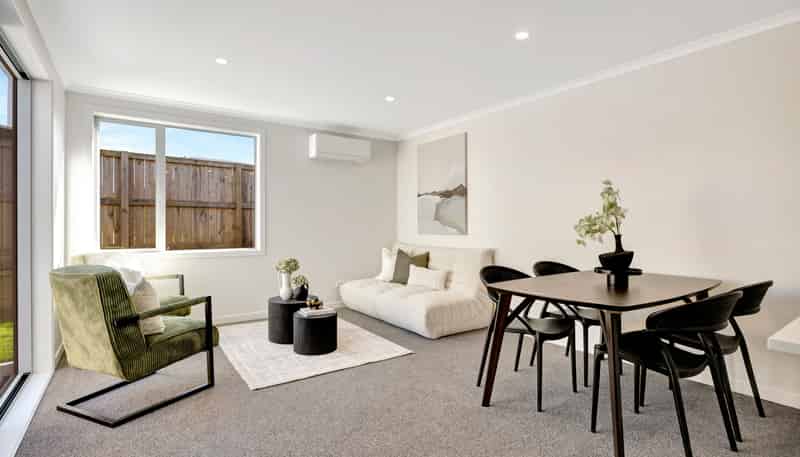 2/290 Dixon Road, Fitzroy