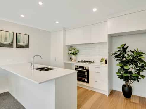 2/290 Dixon Road, Fitzroy