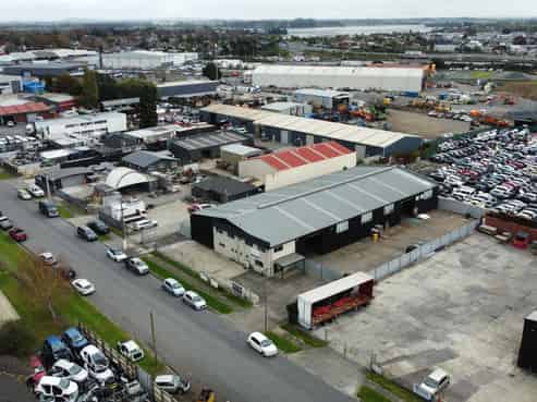 1,137sqm standalone factory warehouse