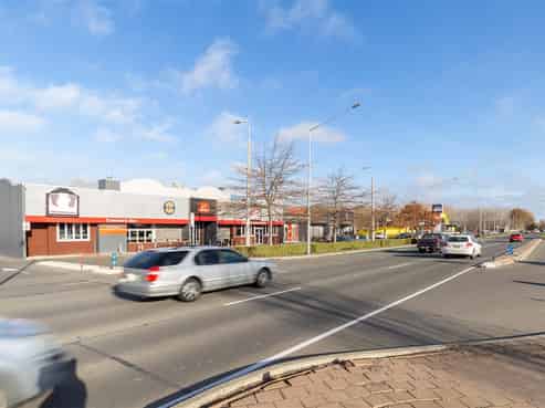 Hospitality Or Retail at Northwood Supa Centre