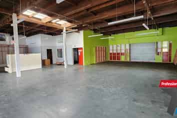 TAUPO'S ULTIMATE CORNER SITE!