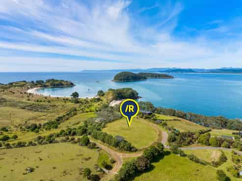 193 Pacific Ocean, Pauanui