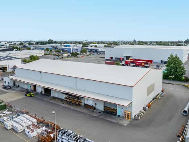 Functional Drive-Around Warehouse