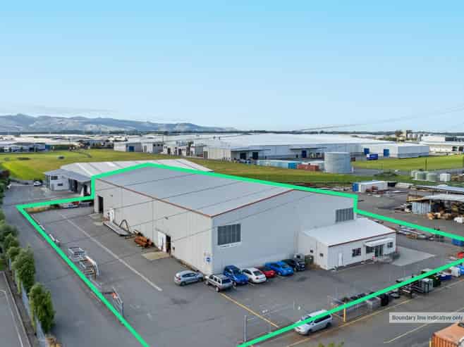 Functional Drive-Around Warehouse