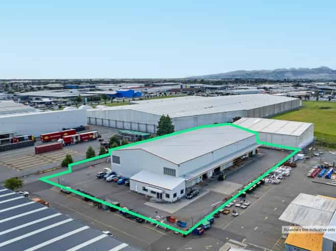 Functional Drive-Around Warehouse
