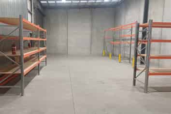 Modern Showroom and Warehouse Leasing Opportunity